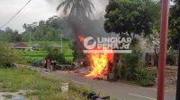 Sebuah Bengkel Tambal Ban Terbakar di Kampung Cibeber RT.05/02 Desa